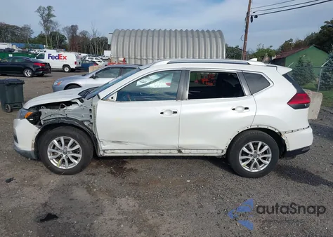 2017 Nissan Rogue Sv из США, поврежденный, VIN KNMAT2MV2HP558545